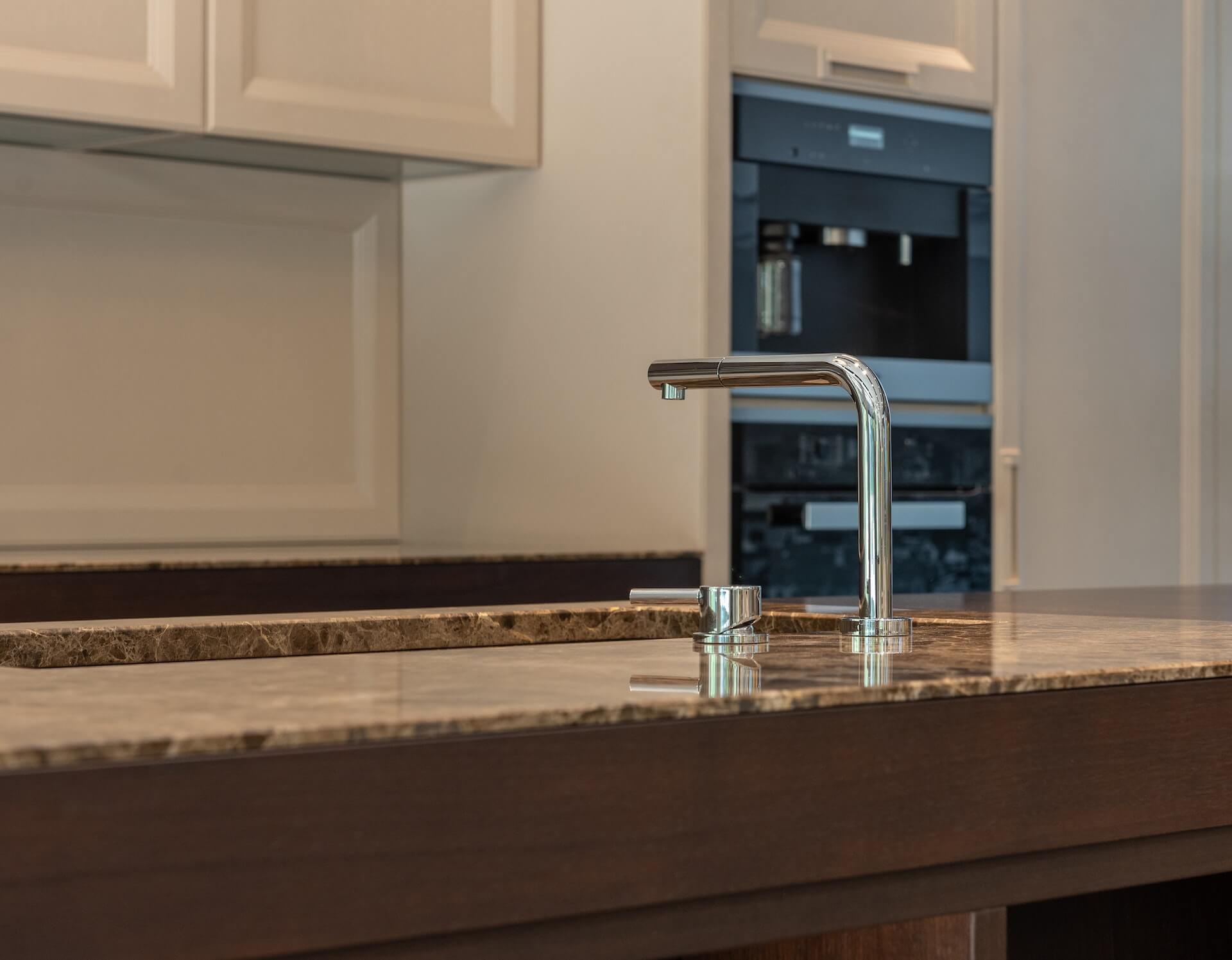 kitchen-faucet-carousel-1